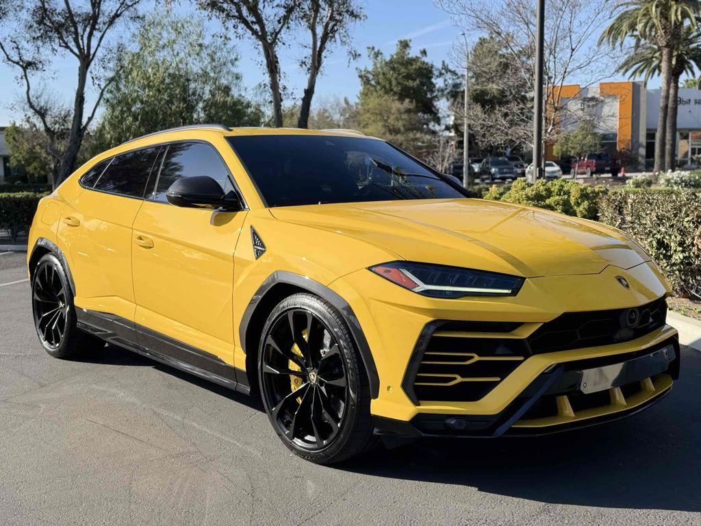 used 2021 Lamborghini Urus car, priced at $188,990