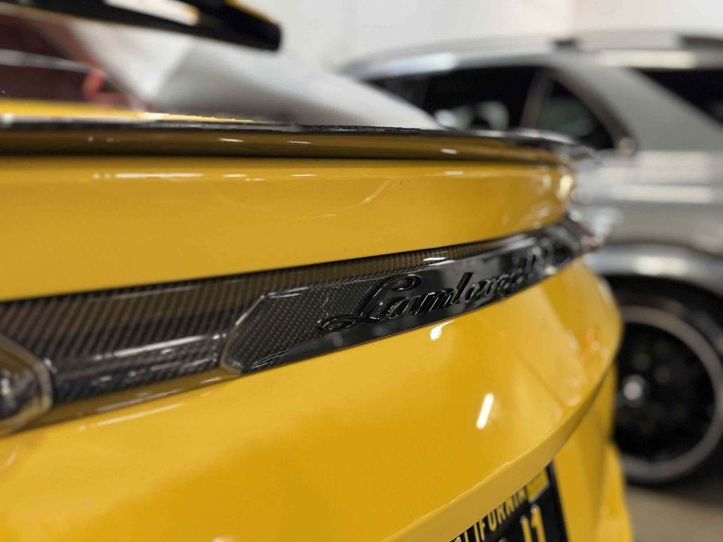 used 2021 Lamborghini Urus car, priced at $188,990