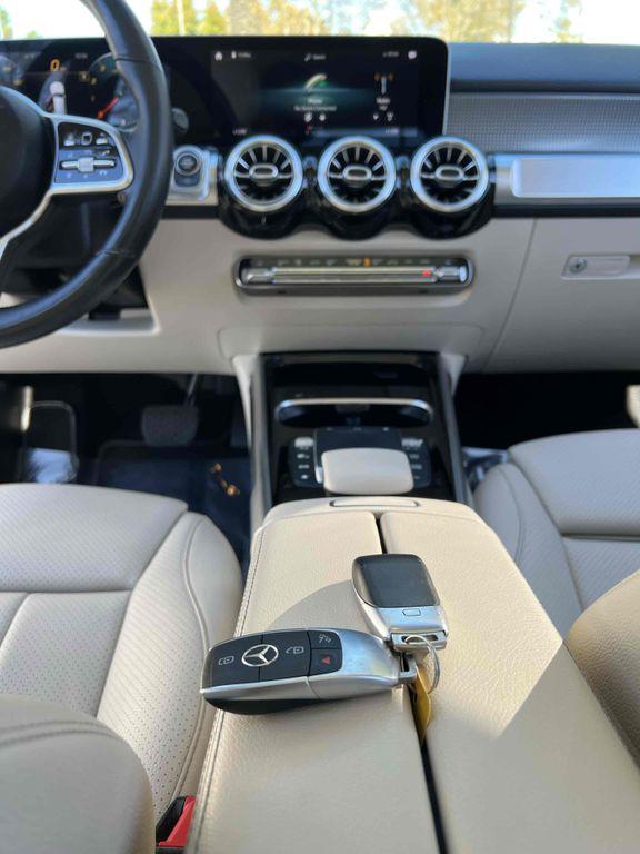 used 2021 Mercedes-Benz GLB 250 car, priced at $18,990