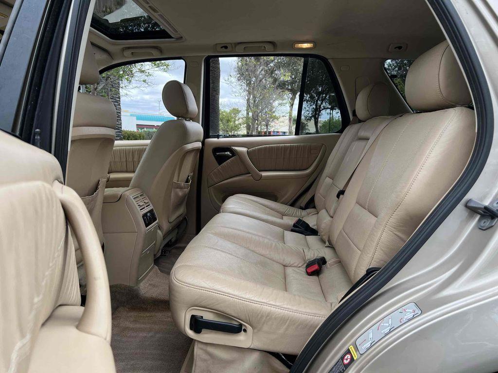 used 2003 Mercedes-Benz M-Class car, priced at $4,400