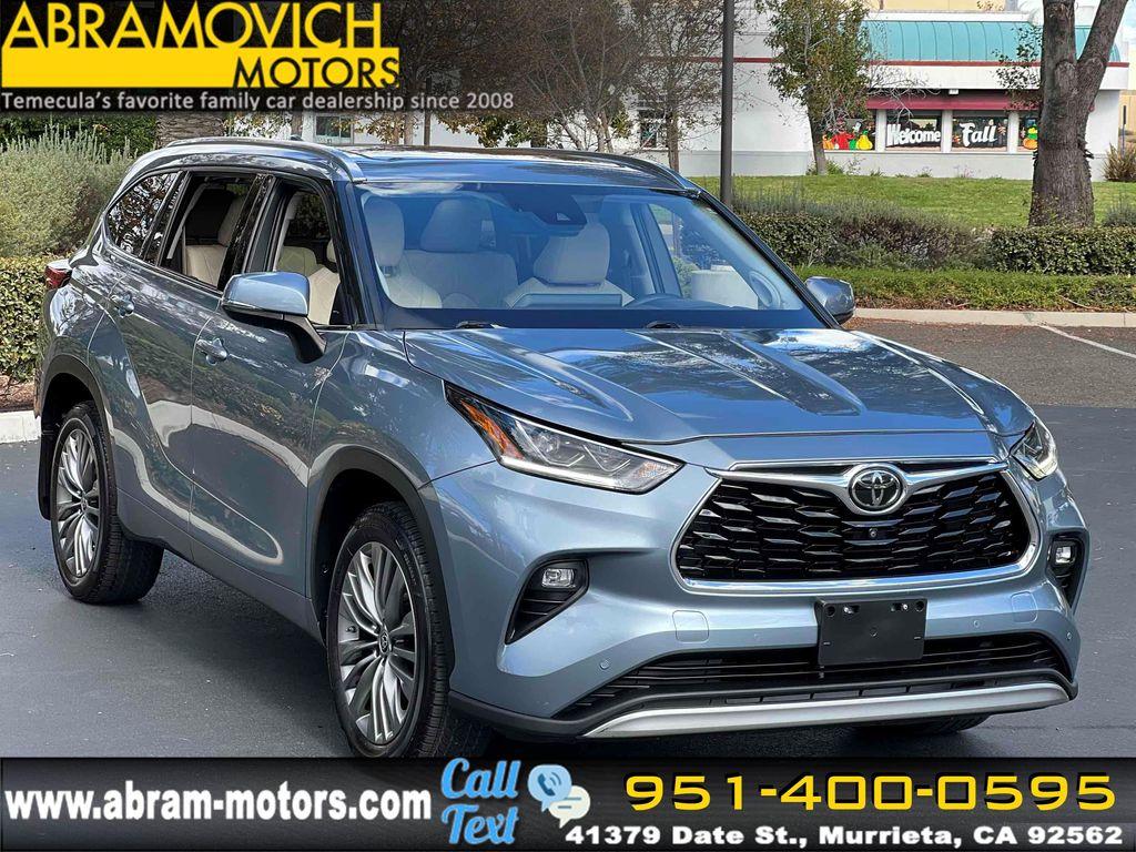 used 2020 Toyota Highlander car, priced at $31,990