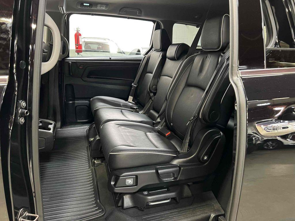 used 2024 Honda Odyssey car, priced at $42,990