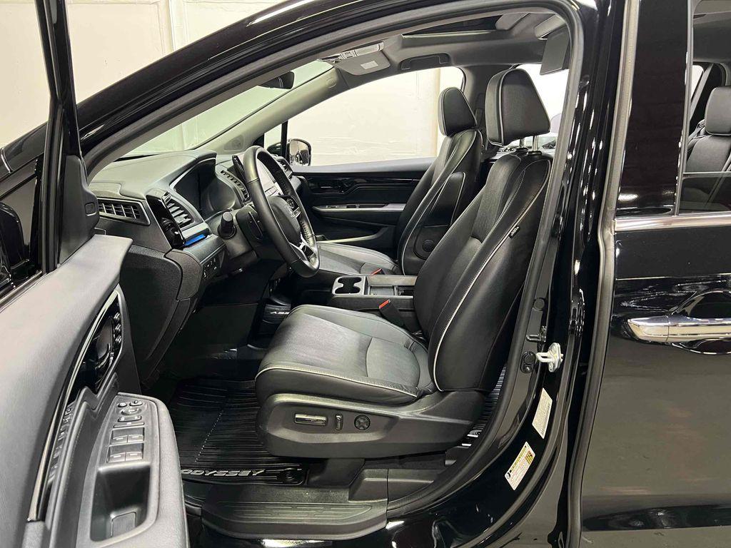 used 2024 Honda Odyssey car, priced at $42,990