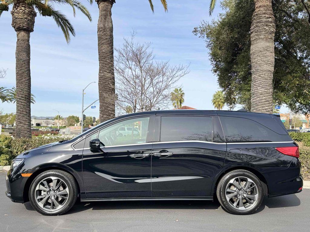 used 2024 Honda Odyssey car, priced at $42,990