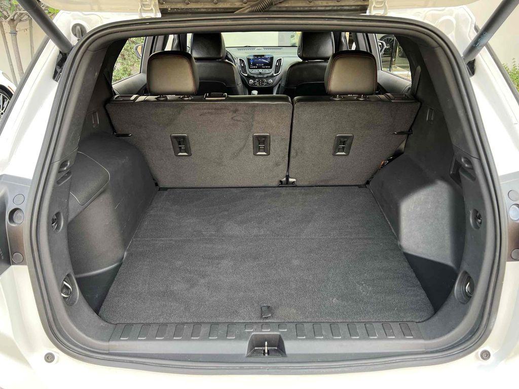 used 2023 Chevrolet Equinox car, priced at $22,990