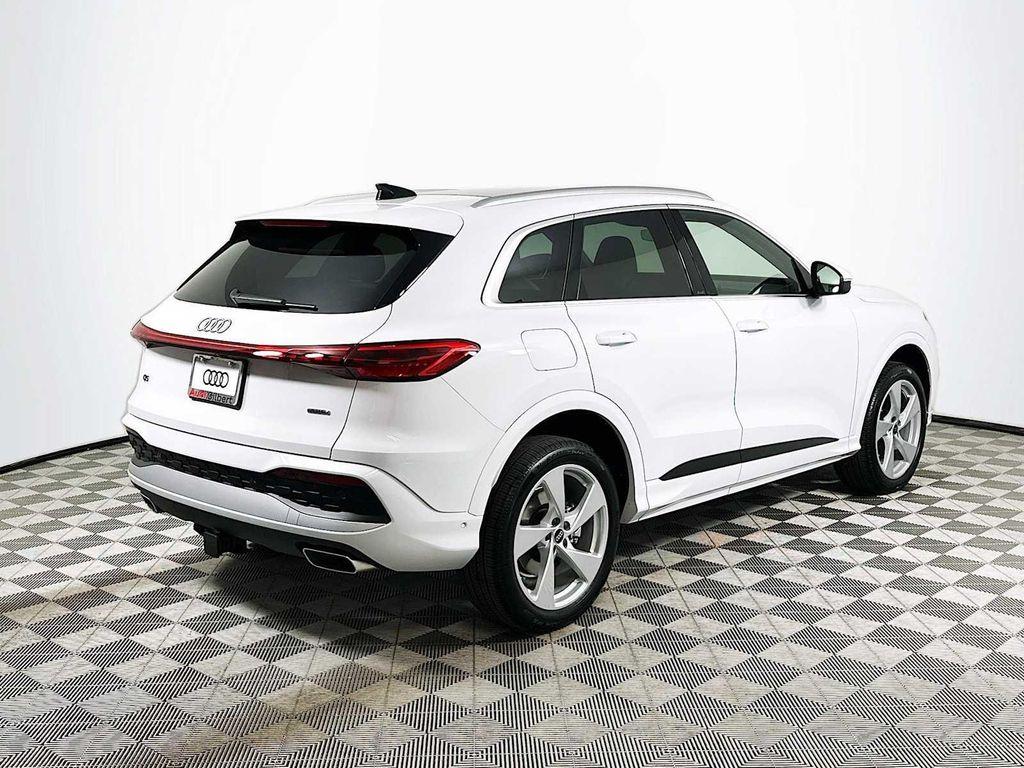new 2025 Audi Q5 car, priced at $60,890
