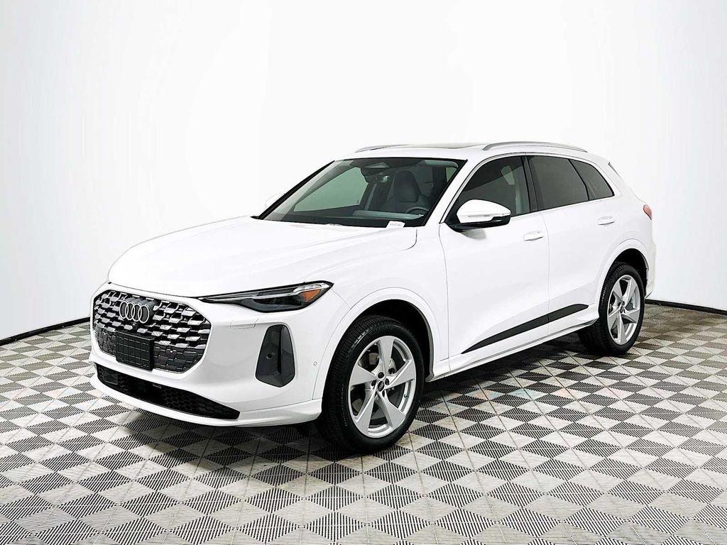new 2025 Audi Q5 car, priced at $60,890