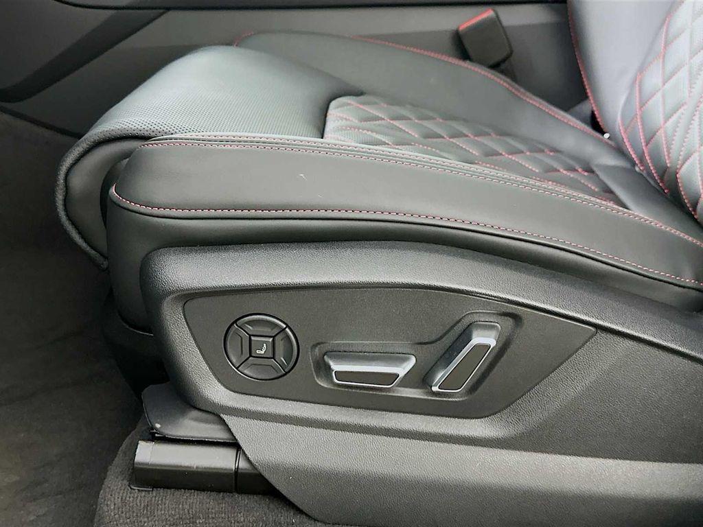 new 2026 Audi Q7 car, priced at $94,240