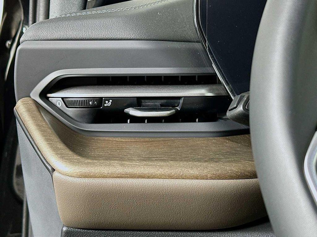 new 2025 Audi Q5 car, priced at $55,605