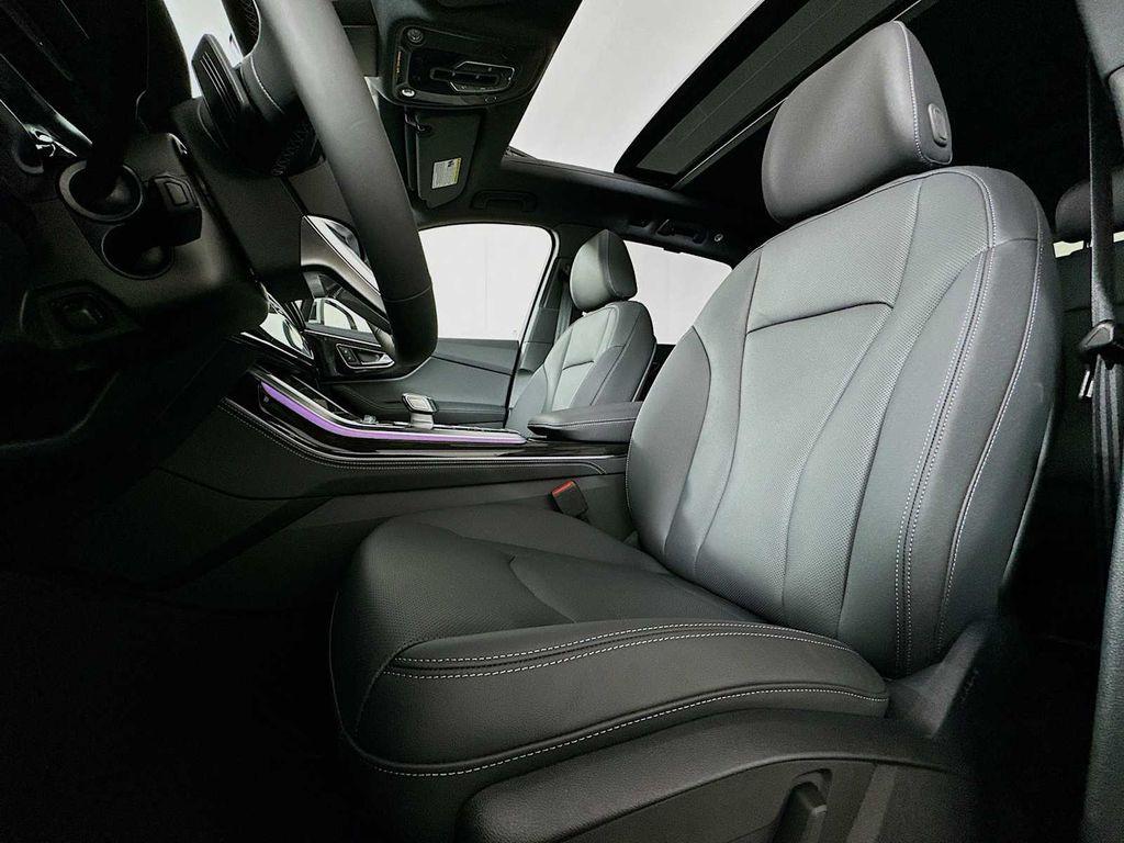 new 2026 Audi Q7 car, priced at $71,885