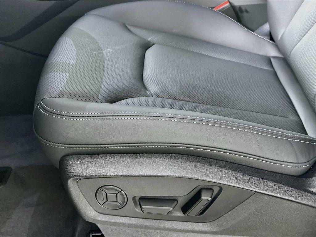 new 2026 Audi Q7 car, priced at $75,561