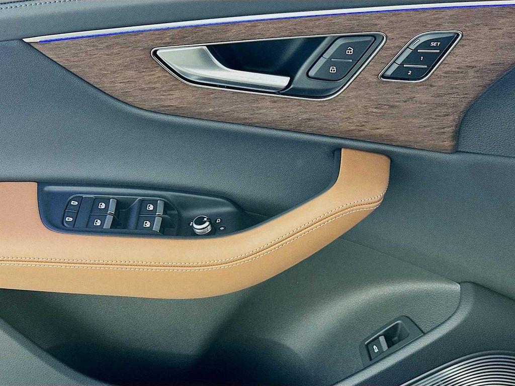 new 2026 Audi Q7 car, priced at $90,520