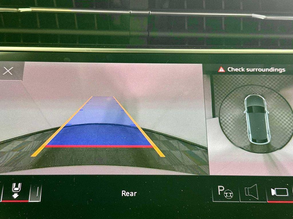 new 2025 Audi RS Q8 car, priced at $152,690