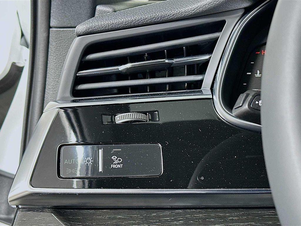 new 2026 Audi Q7 car, priced at $73,155