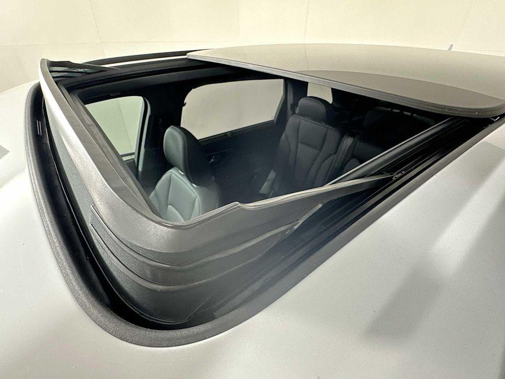 new 2026 Audi Q7 car, priced at $73,155