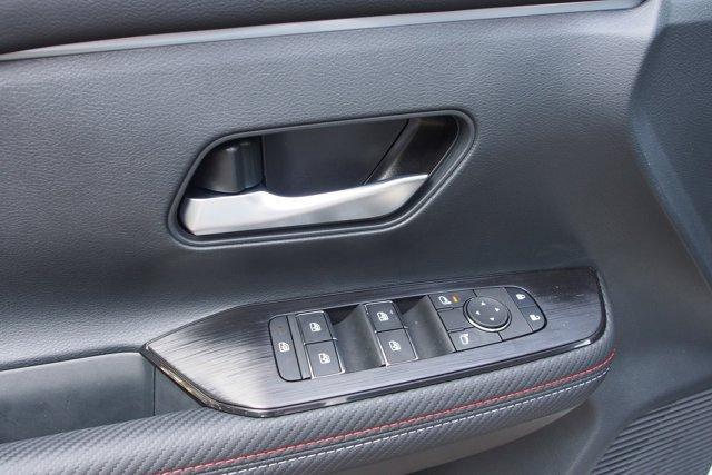 new 2025 Nissan Kicks car, priced at $28,635