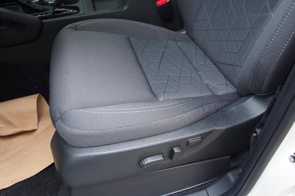 new 2026 Nissan Frontier car, priced at $37,401