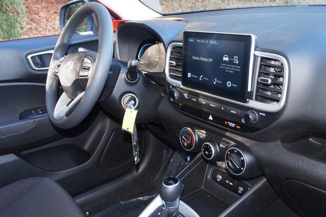used 2025 Hyundai Venue car, priced at $19,981