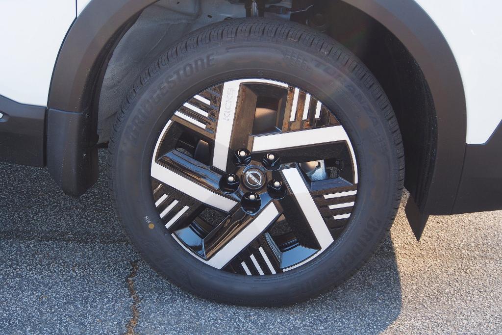 new 2026 Nissan Kicks car, priced at $28,231