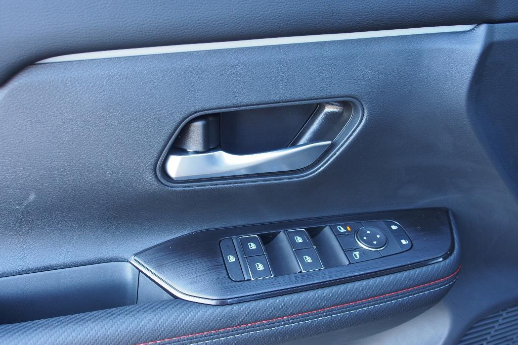 new 2026 Nissan Kicks car, priced at $29,591
