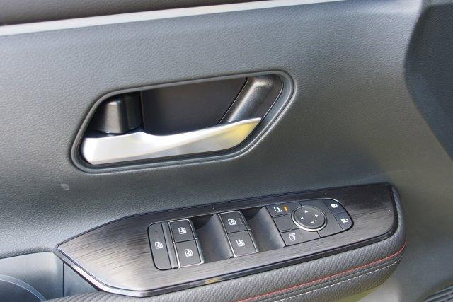 new 2025 Nissan Kicks car, priced at $29,010