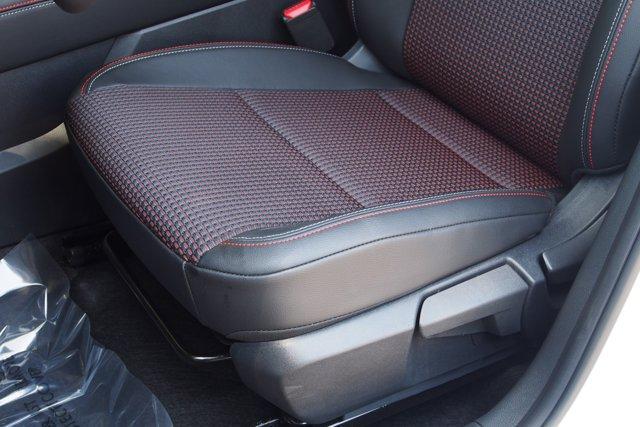 new 2025 Nissan Kicks car, priced at $30,515