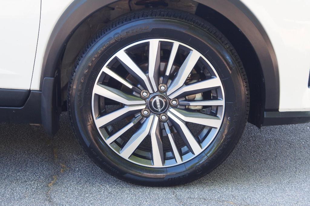 used 2024 Nissan Kicks car, priced at $21,491