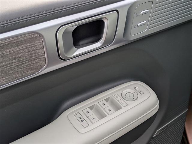 used 2025 Hyundai Santa Fe car, priced at $40,277