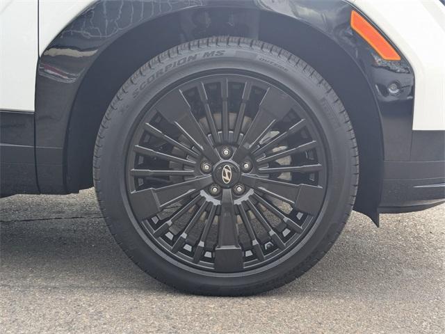 new 2025 Hyundai SANTA FE HEV car, priced at $44,225