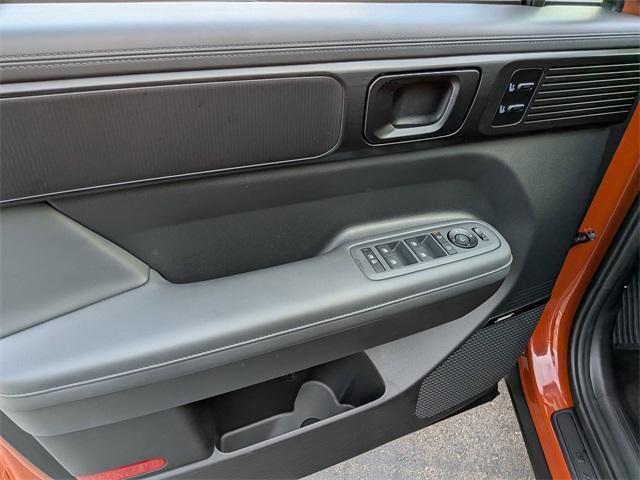 used 2025 Hyundai Santa Fe car, priced at $40,977