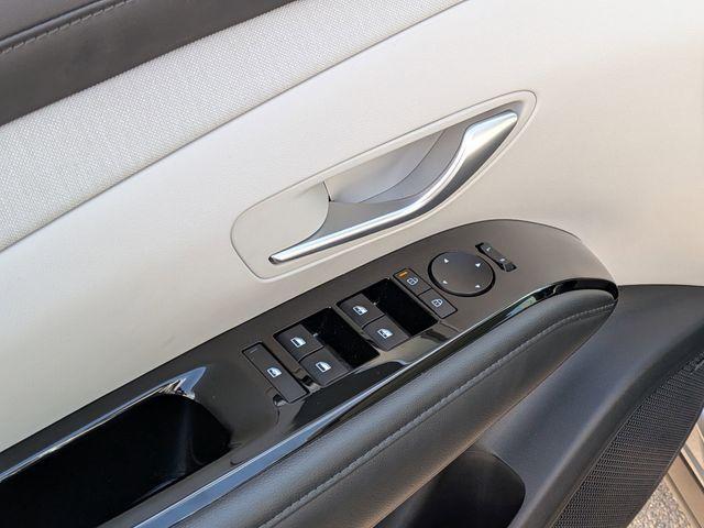 used 2025 Hyundai TUCSON Hybrid car