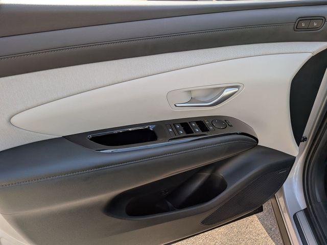 used 2025 Hyundai TUCSON Hybrid car