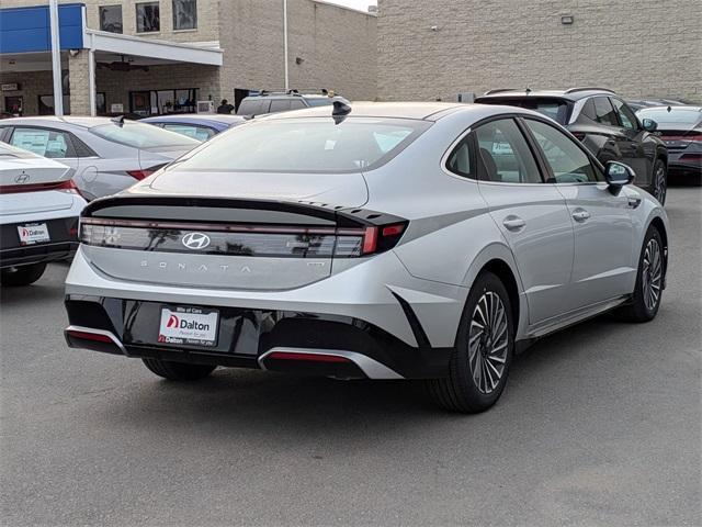 new 2026 Hyundai Sonata Hybrid car, priced at $340,000