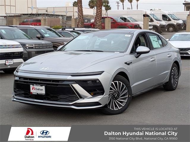 new 2026 Hyundai Sonata Hybrid car, priced at $340,000