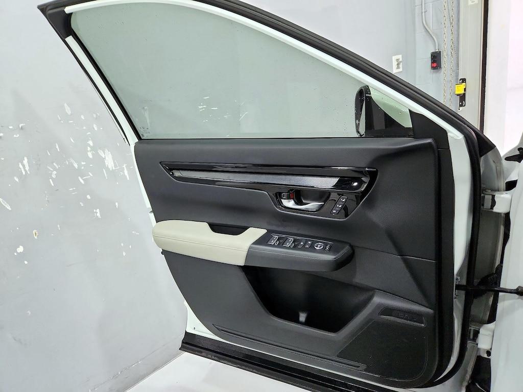 used 2025 Honda CR-V car, priced at $33,998