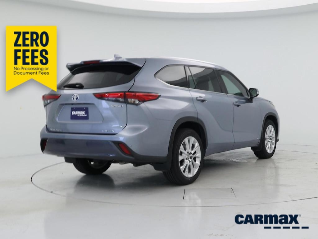 used 2023 Toyota Highlander Hybrid car, priced at $48,998