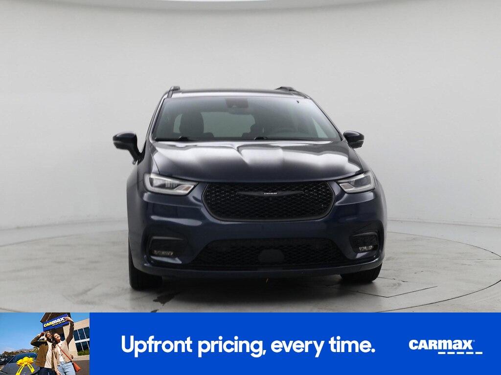 used 2023 Chrysler Pacifica car, priced at $33,998