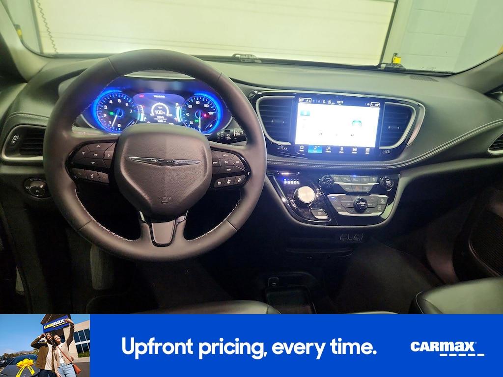 used 2023 Chrysler Pacifica car, priced at $33,998