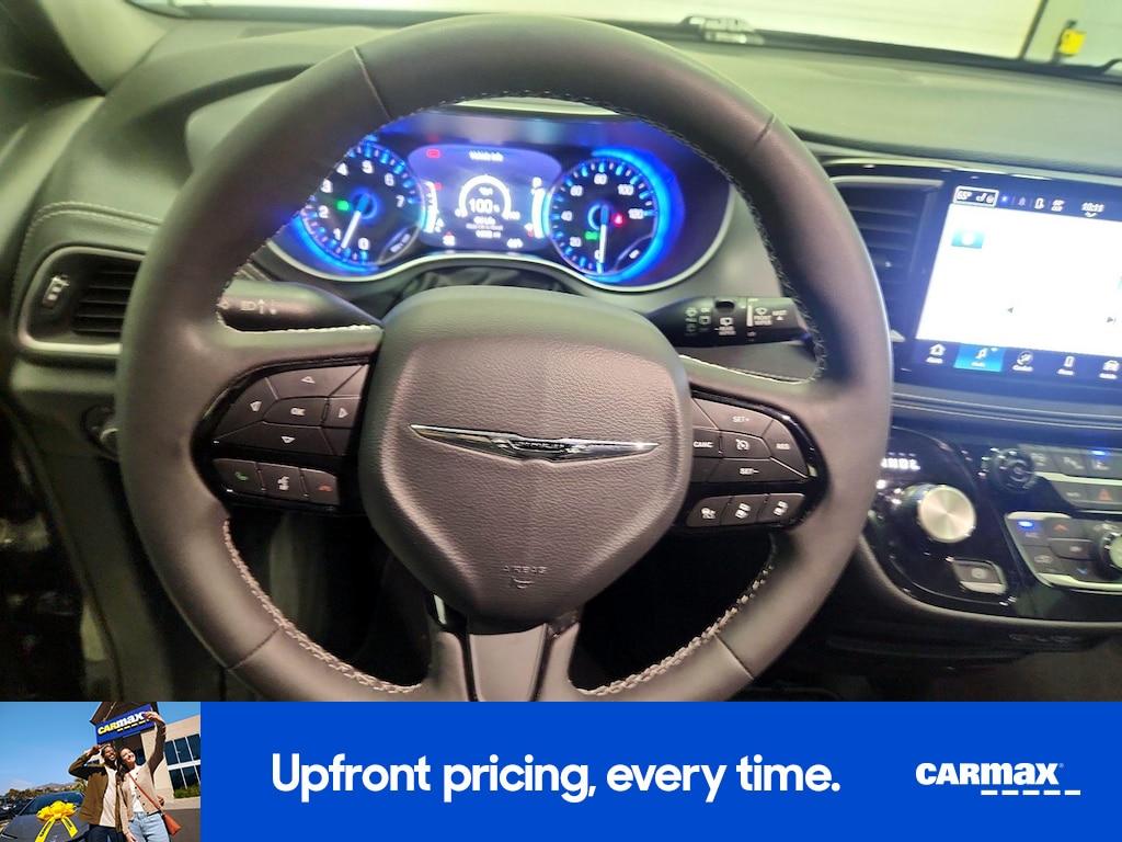 used 2023 Chrysler Pacifica car, priced at $33,998