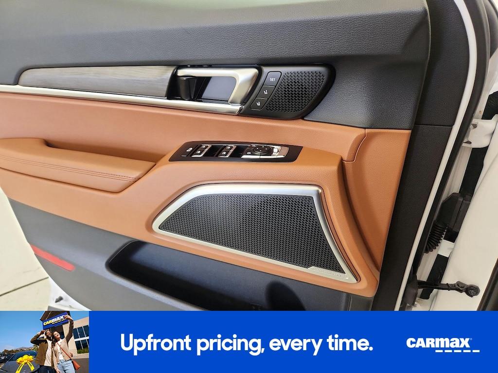 used 2025 Kia Telluride car, priced at $49,998