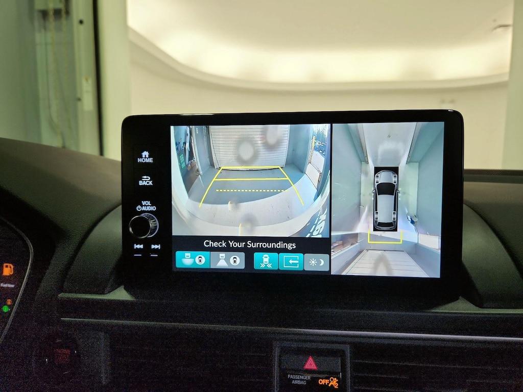 used 2025 Honda Pilot car, priced at $41,998