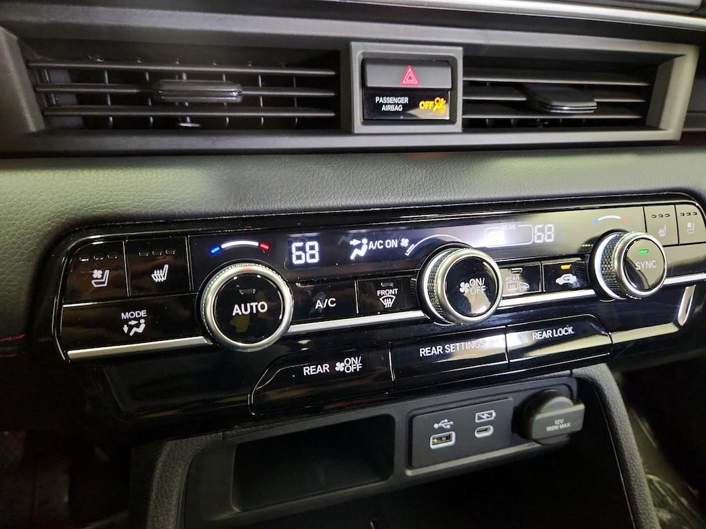 used 2025 Honda Pilot car, priced at $41,998