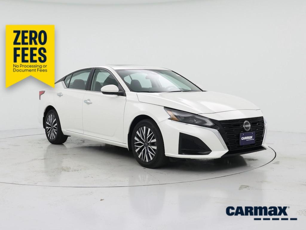 used 2023 Nissan Altima car, priced at $22,998