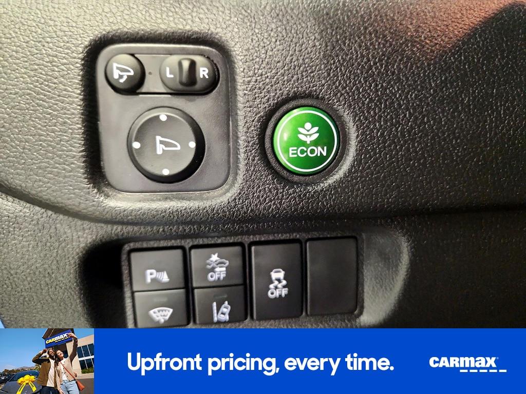 used 2025 Honda Passport car, priced at $43,998