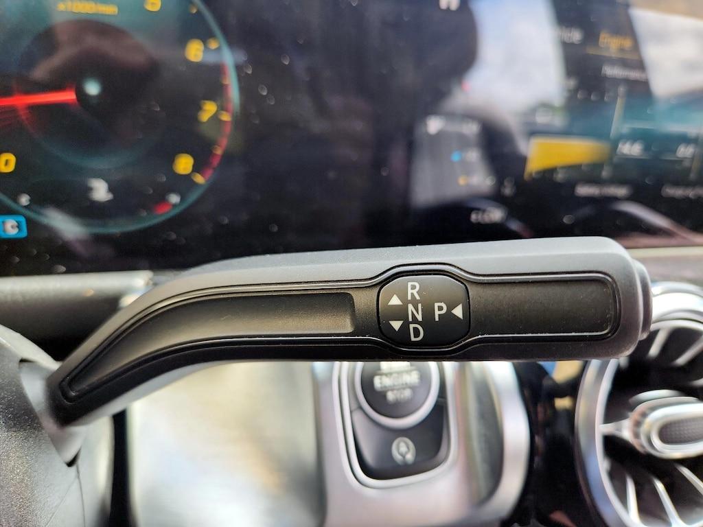 used 2020 Mercedes-Benz GLB 250 car, priced at $24,998