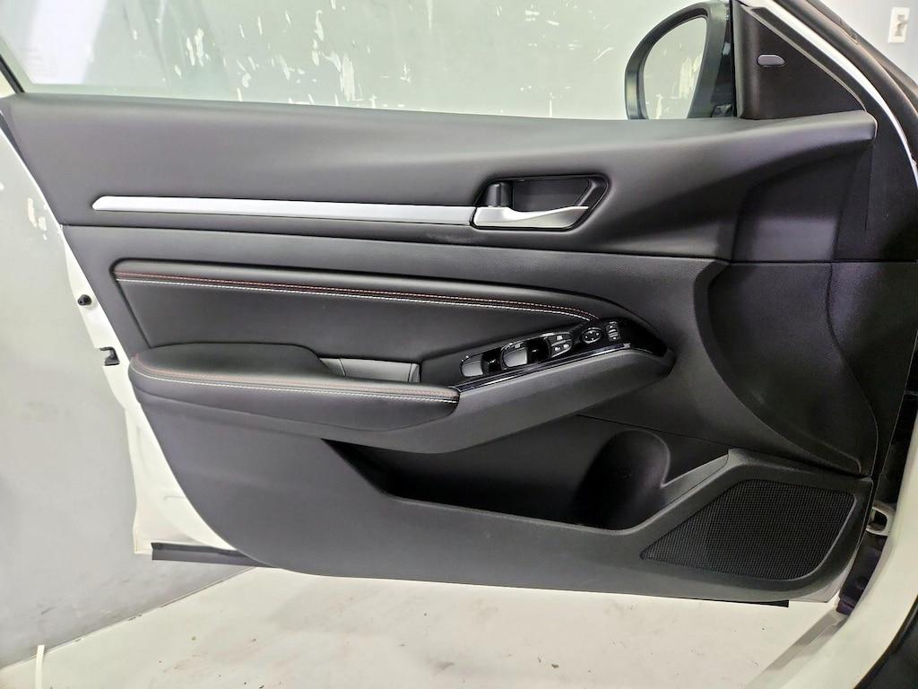 used 2023 Nissan Altima car, priced at $25,998