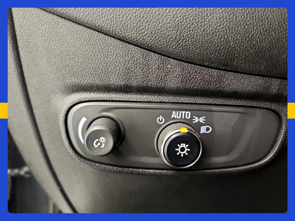 used 2022 Chevrolet Equinox car, priced at $21,998