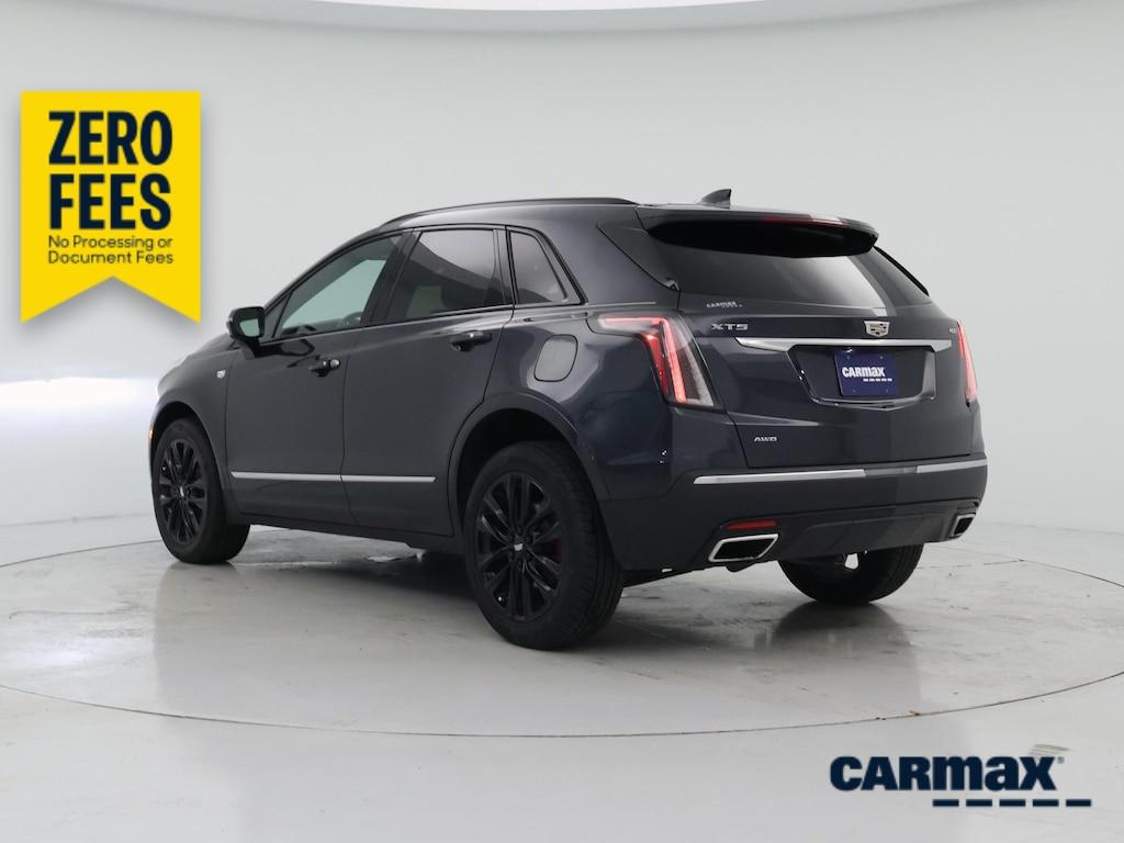 used 2022 Cadillac XT5 car, priced at $33,998