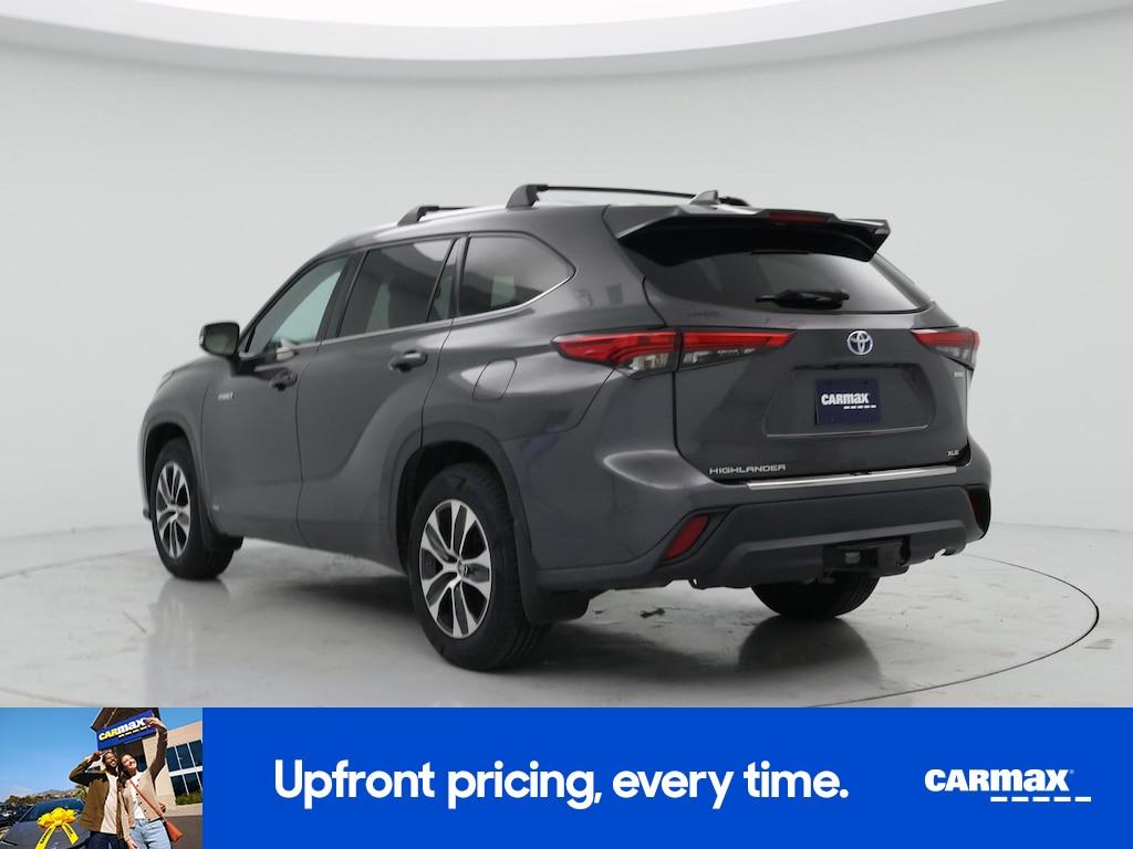 used 2021 Toyota Highlander Hybrid car, priced at $34,998