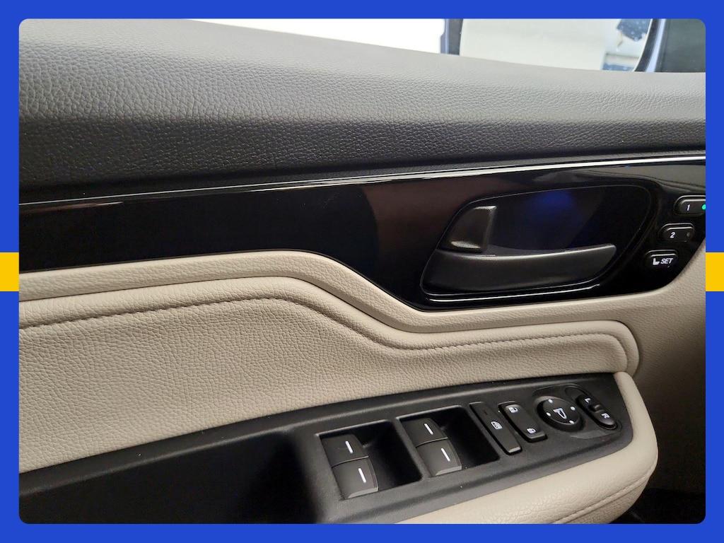 used 2025 Honda Odyssey car, priced at $39,998